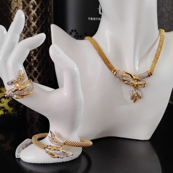 NWT EFFY Gold Tone And Diamond Dragon Bracelet - Picture 2 of 8